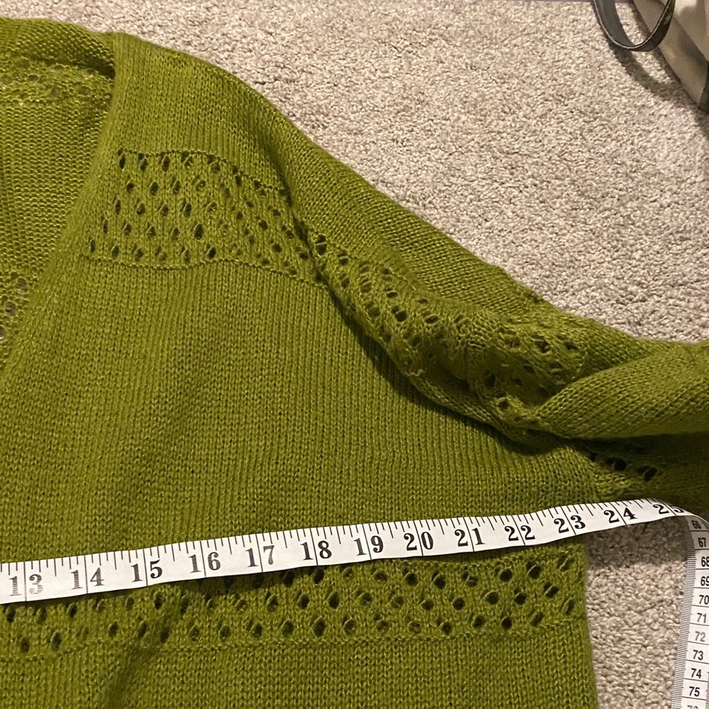 Olive Green Women's Sweater size large or slouchy medium oversized super soft - Picture 6 of 6